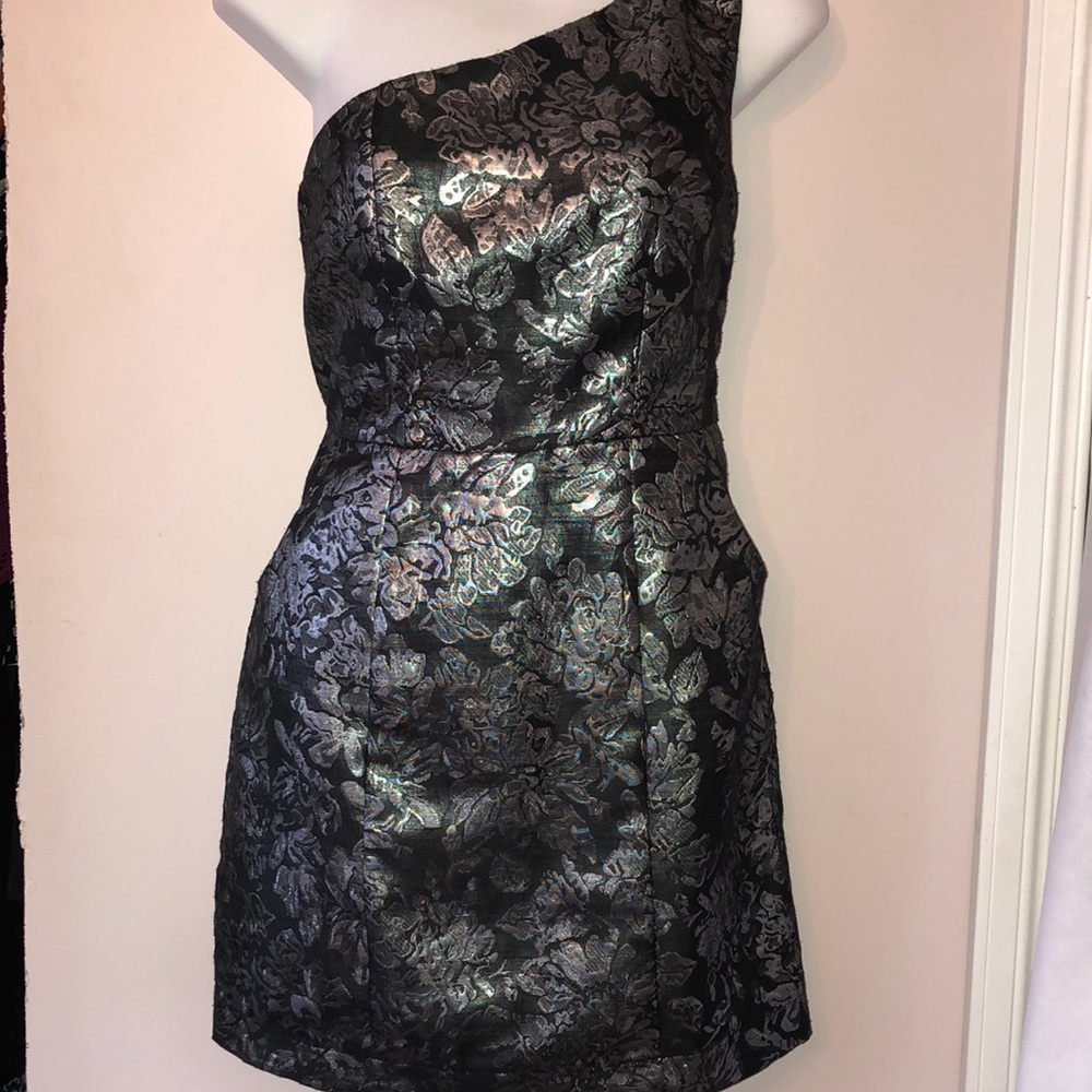 Kismet one shoulder silver metallic floral print